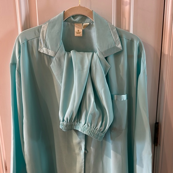 Victoria Secret Silky Pajama Set NWOT - Picture 3 of 7